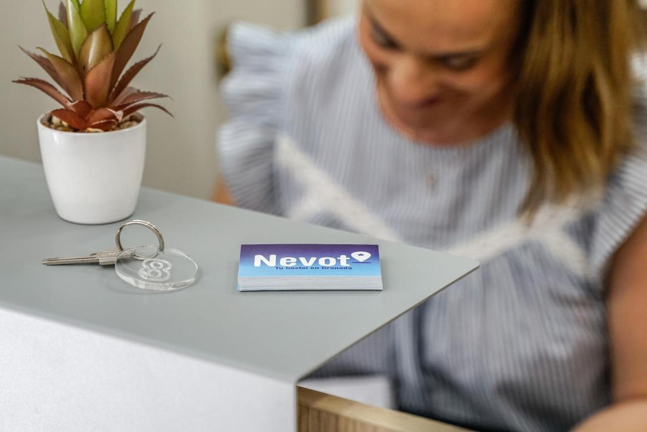 Hostal Nevot Гранада Екстериор снимка