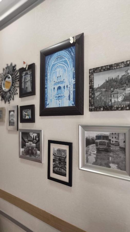 Hostal Nevot Гранада Екстериор снимка