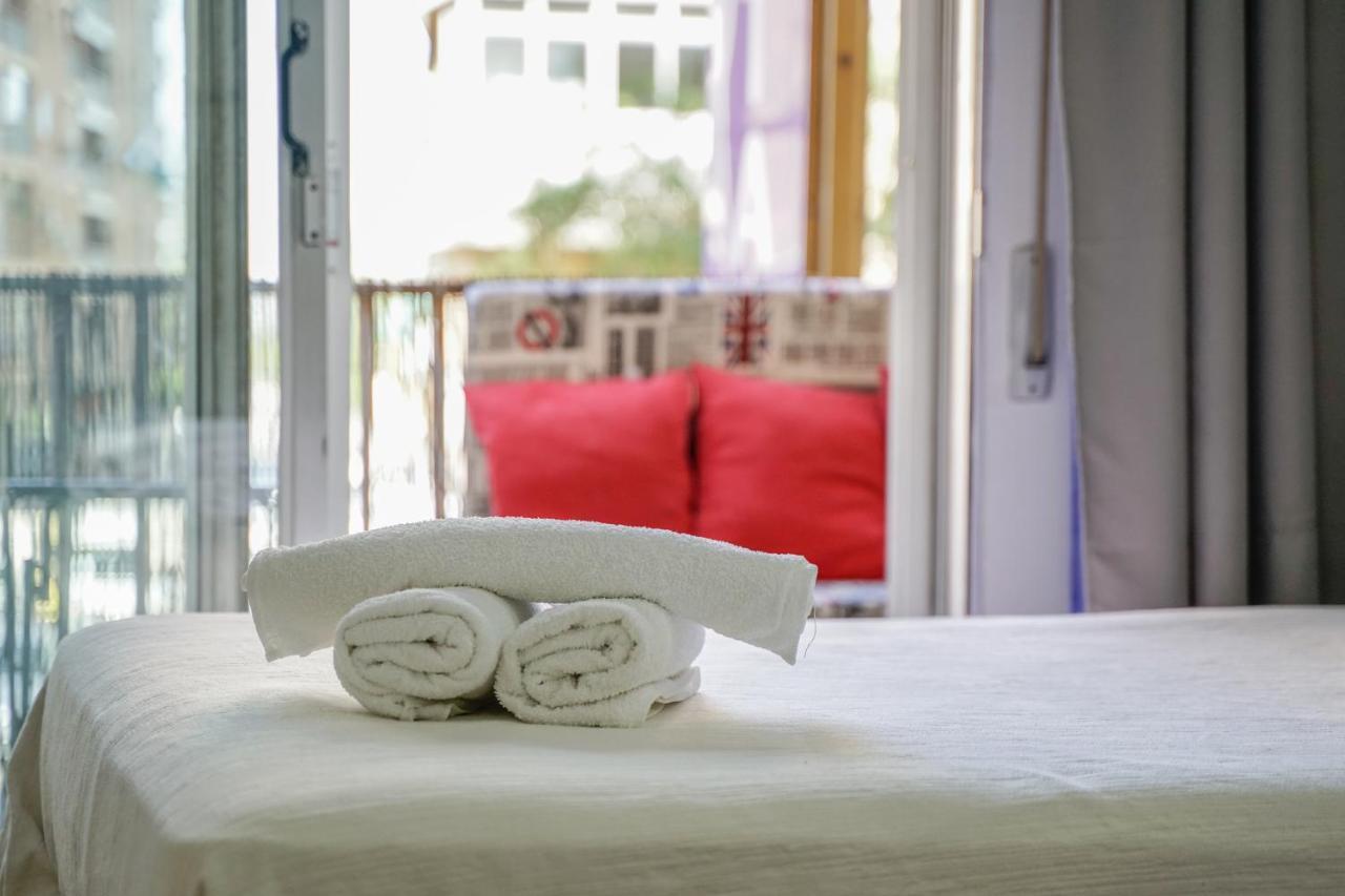 Hostal Nevot Гранада Екстериор снимка
