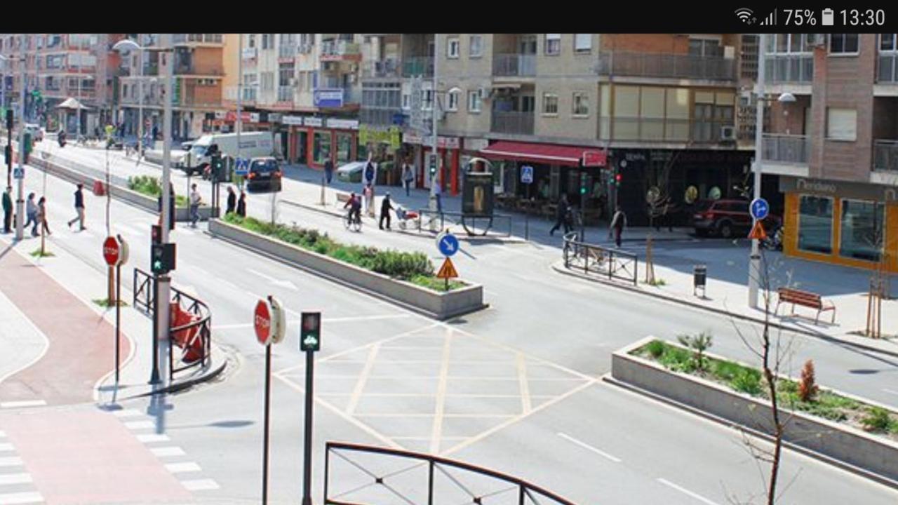 Hostal Nevot Гранада Екстериор снимка